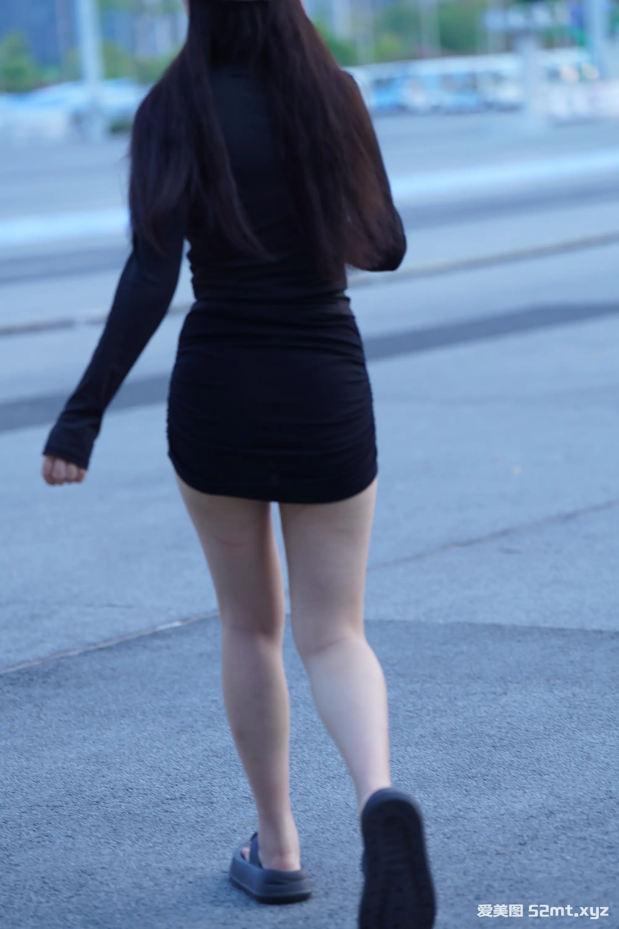 包臀裙美腿美眉【92P_1.2G】 精品模拍-第2张